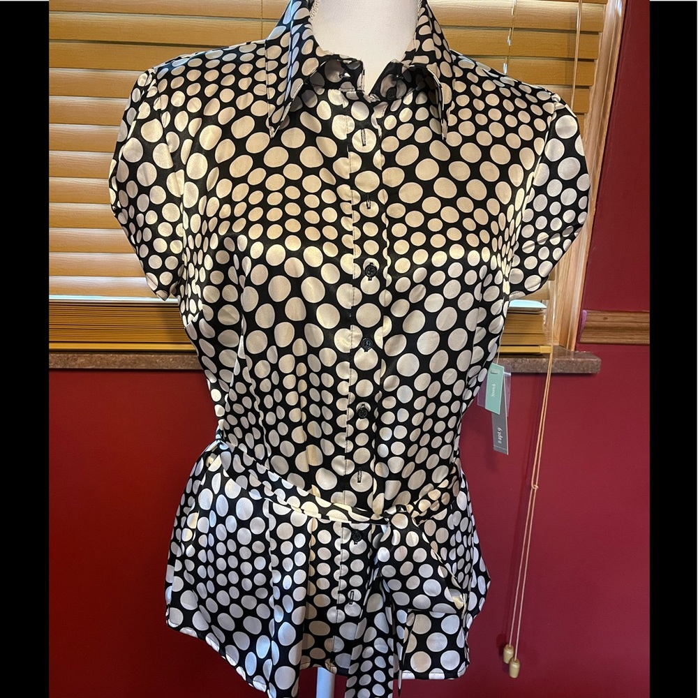 NWT apt. 9 blouse